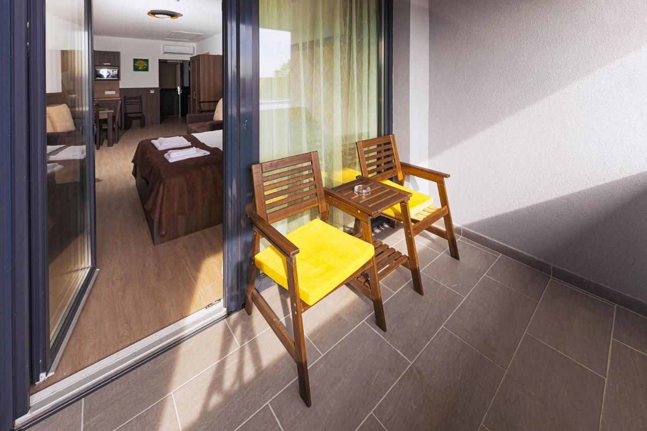 Park Hotel Buek-Buekfuerdo מראה חיצוני תמונה