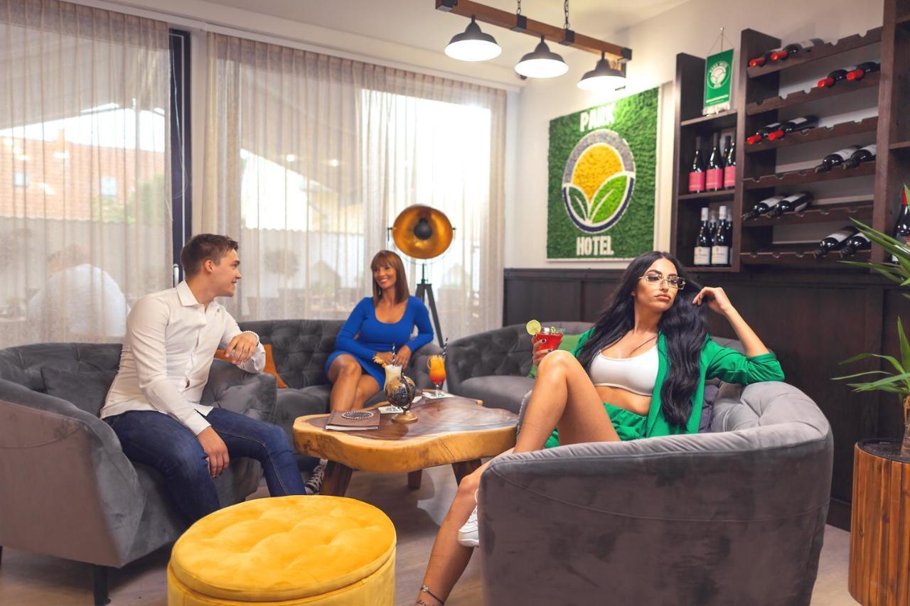 Park Hotel Buek-Buekfuerdo מראה חיצוני תמונה