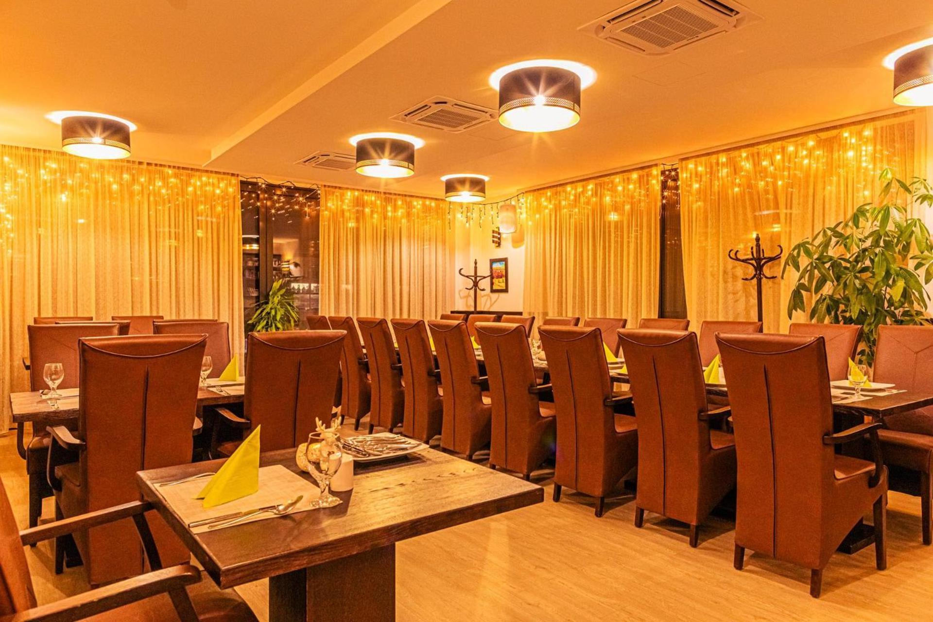 Park Hotel Buek-Buekfuerdo מראה חיצוני תמונה