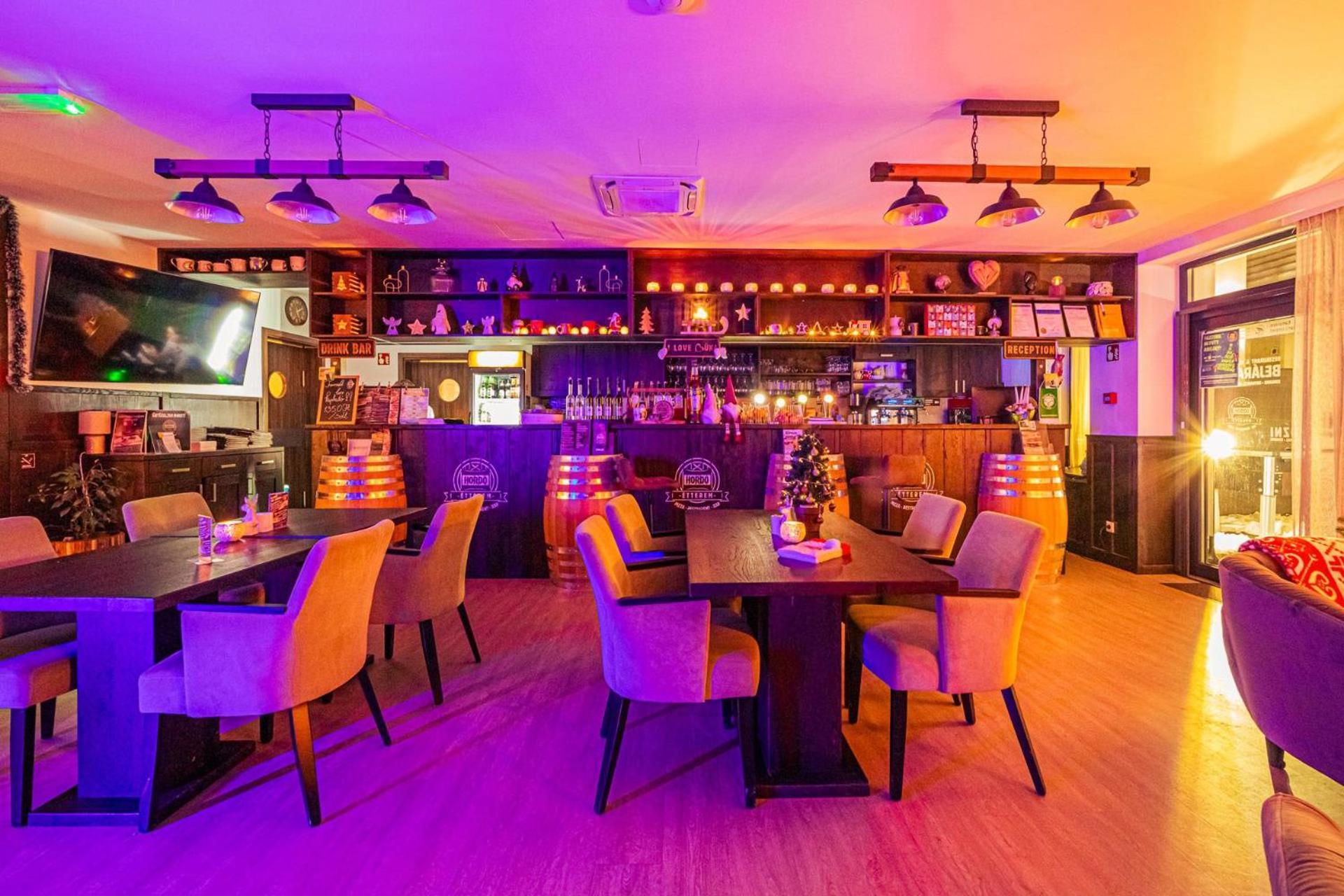 Park Hotel Buek-Buekfuerdo מראה חיצוני תמונה